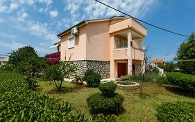 Apartman Dobrila