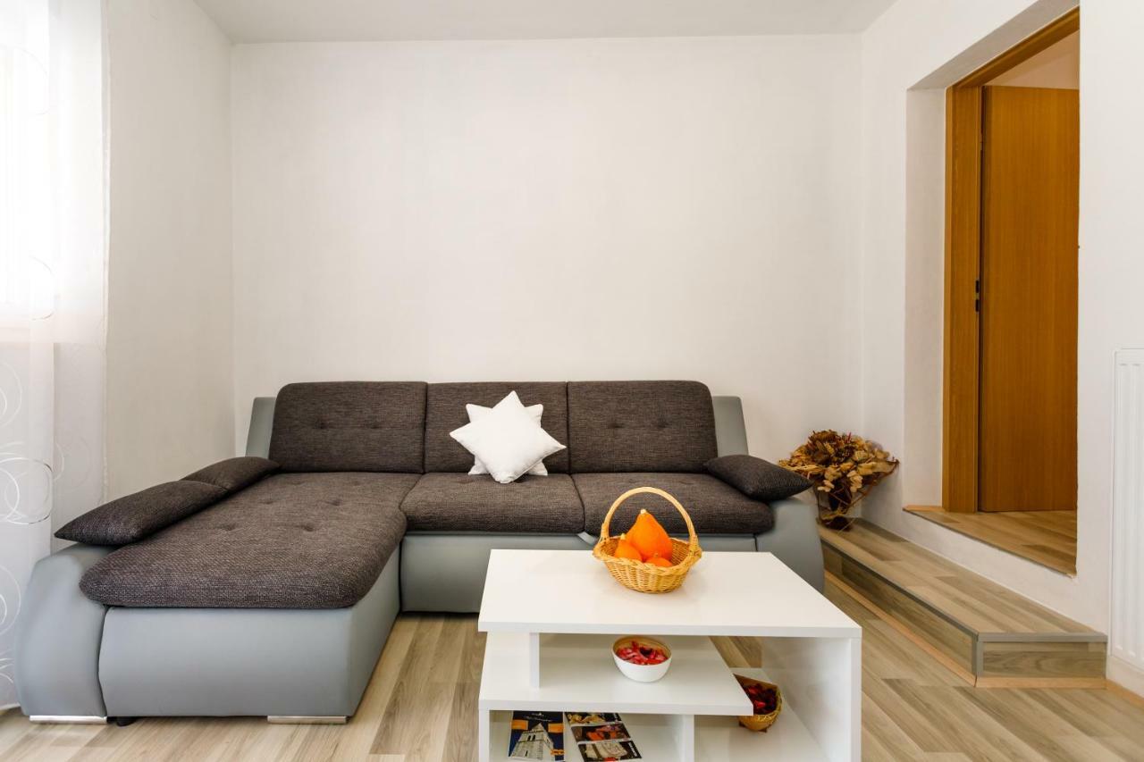 Apartman Dobrila Vrh  Exterior foto
