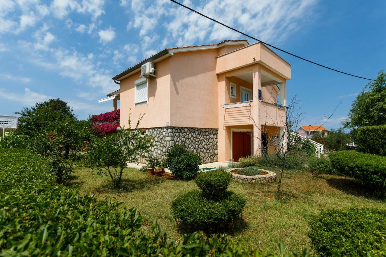 Apartman Dobrila Vrh  Exterior foto